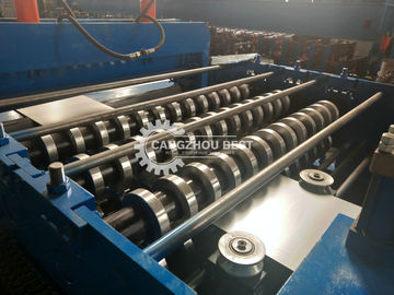 L'alto rullo trasportatore del cavo della velocità di produzione che forma la macchina regola dalla larghezza 100-600