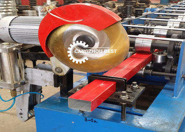 La forma rotonda d'acciaio galvanizzata giù getta il rotolo che forma la fabbricazione a macchina di profilo della metropolitana dell'acqua