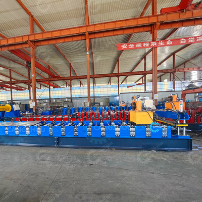 Taglio idraulico Alta velocità macchina automatica per la formazione di rotoli di lamiere per tetto a costole