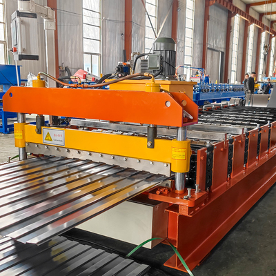 Più nuova progettazione per l'ampio rotolo dello strato del tetto del mercato del Wold che forma macchina con controllo dello SpA