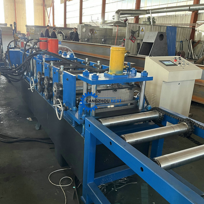 Taglio idraulico auto bloccaggio galvanizzato macchina per la formazione di rotoli di telaio di porte in acciaio