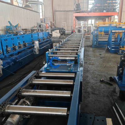 Taglio idraulico auto bloccaggio galvanizzato macchina per la formazione di rotoli di telaio di porte in acciaio