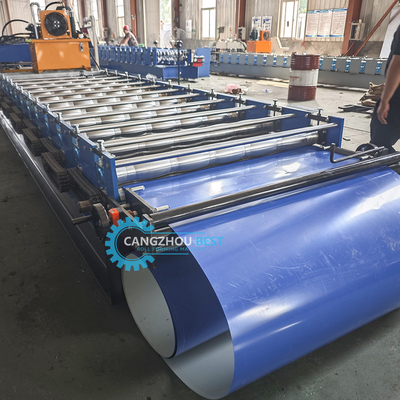 Controllo PLC in acciaio colorato Pressione idraulica e taglio Zee Roof Tile Roll Forming Machine