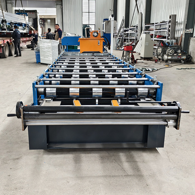 Durabile 45 # Roller di acciaio Metal Roof Forming Machine con 3 kW di potenza della stazione idraulica e 5.5 kW di potenza del motore principale
