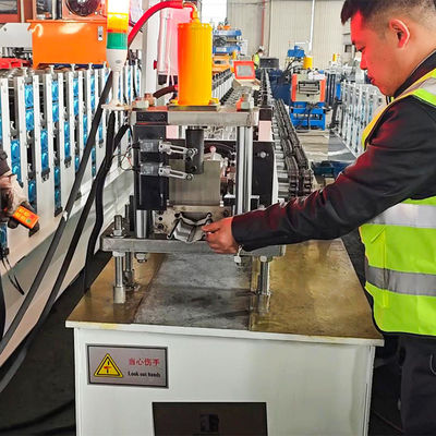 Macchine per il taglio idraulico di rotelle, chiusura di porte, rotelle in acciaio, PLC