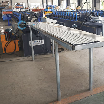 Profilatrice per canali principali zincati ad alta velocità con taglierina volante