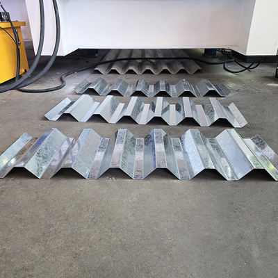 Macchina automatica per la profilatura di lamiere per tetti ad alta velocità