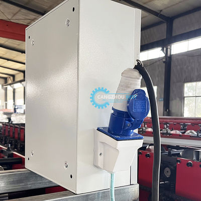 Popolare in America con la macchina per la formatura di rulli per tappi di cresta da 400 mm completamente automatica e ad alta efficienza