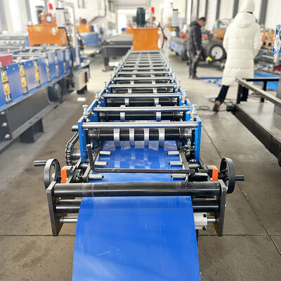 Profil di acciaio galvanizzato PLC Controllo Taglio idraulico K Gutter Making Roll Forming Machine