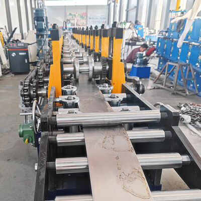 Produzione di macchine per la formatura di rotoli di tubi per saldatura laser a cambio automatico delle dimensioni