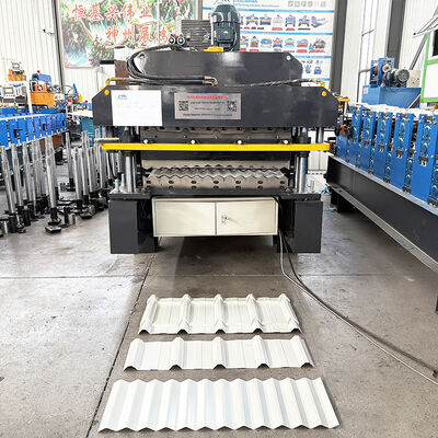 Macchina per la produzione di coperture in acciaio a due piani
