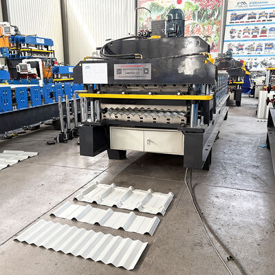 Macchina per la produzione di coperture in acciaio a due piani