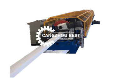 Pipa quadrata in alluminio 10m/min Roudn forma verso il basso Spout Roll Forming Machine